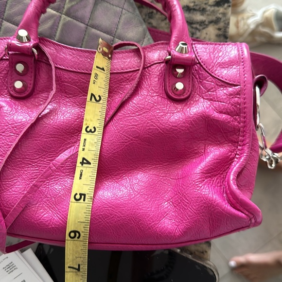 Balenciaga Fuchsia small motorcycle handbag - Picture 5 of 8